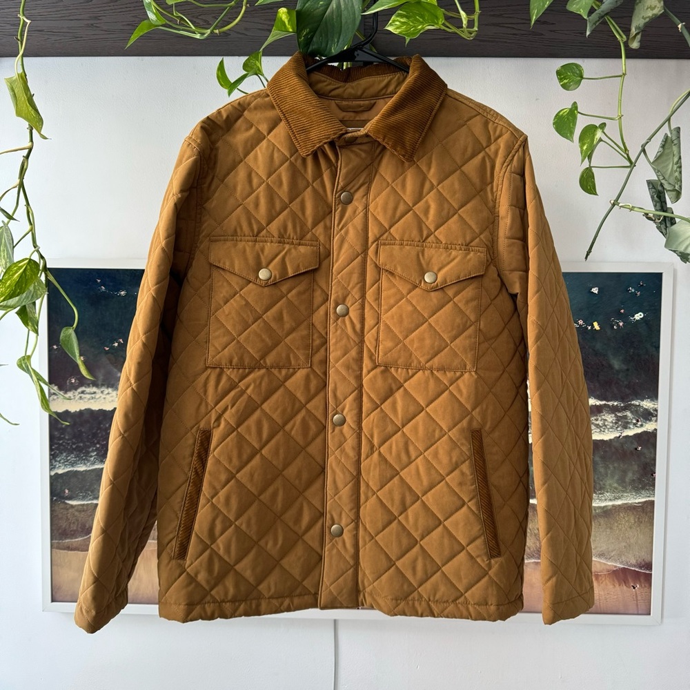 Old Navy Water Resistant Quilted Barn Jacket in Color
Bourbon - Picture 5 of 12